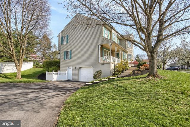 20 WINDSOR WAY, Camp Hill, PA 17011
