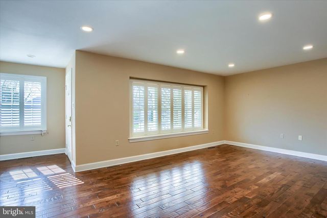 20 WINDSOR WAY, Camp Hill, PA 17011