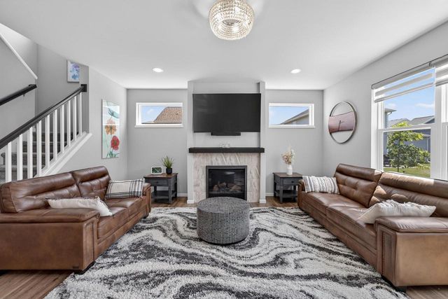 606 Tawny Elm Parkway, Verona, WI 53593