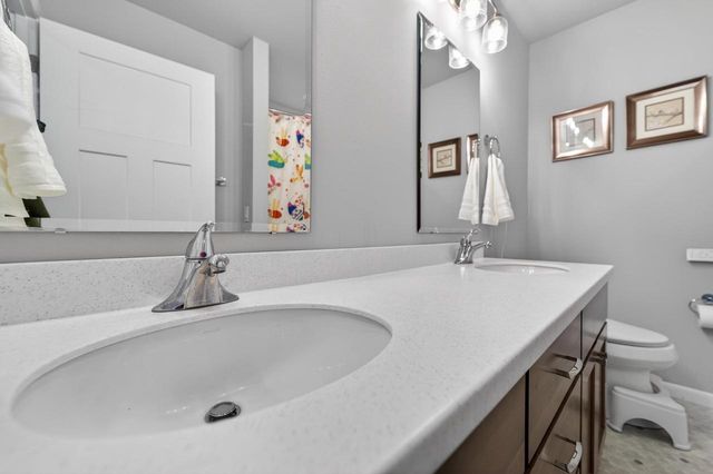 606 Tawny Elm Parkway, Verona, WI 53593
