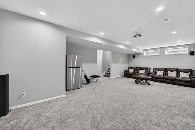 606 Tawny Elm Parkway, Verona, WI 53593