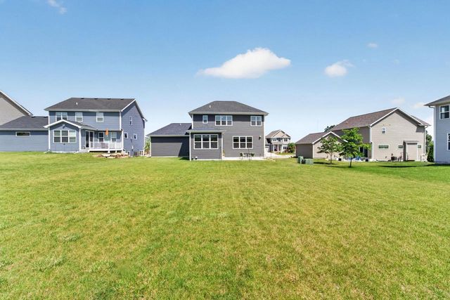 606 Tawny Elm Parkway, Verona, WI 53593
