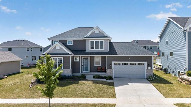 606 Tawny Elm Parkway, Verona, WI 53593