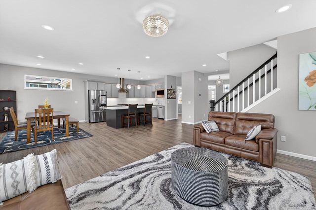 606 Tawny Elm Parkway, Verona, WI 53593
