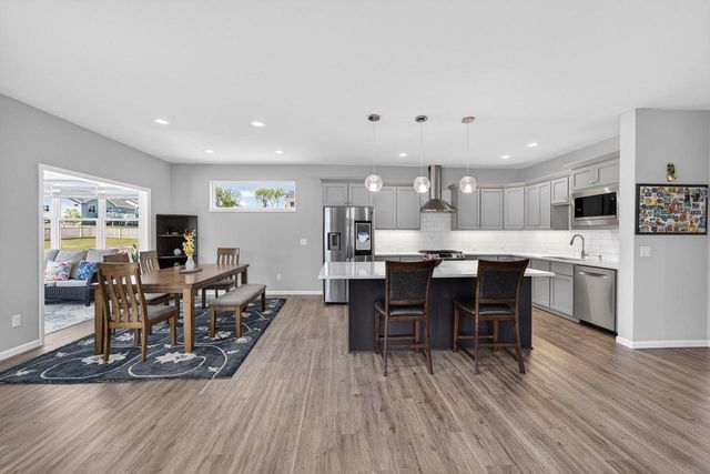 606 Tawny Elm Parkway, Verona, WI 53593