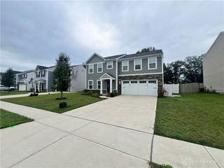 2652 Kingman Drive, Xenia, OH 45385