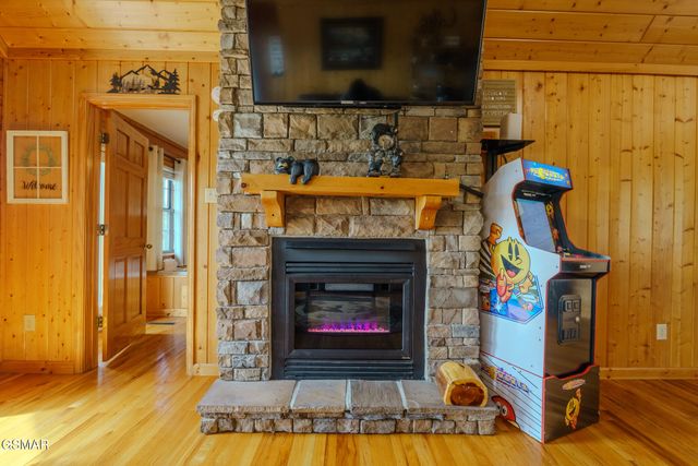 1650 Pinewood Way, Sevierville, TN 37862