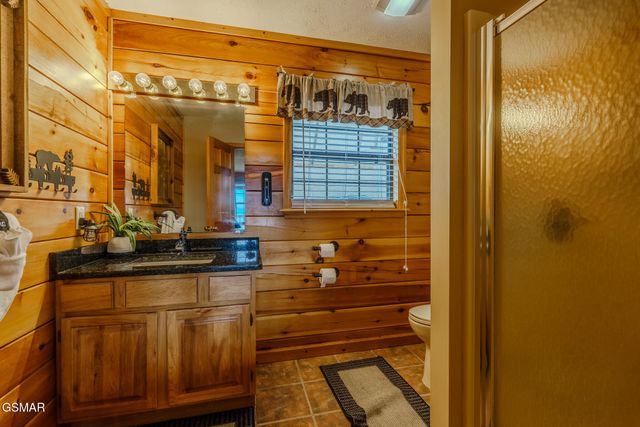 1650 Pinewood Way, Sevierville, TN 37862