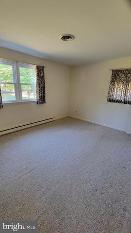 504 S PARK AVE, Trooper, PA 19403