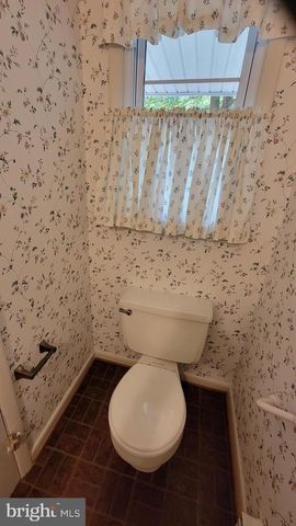 504 S PARK AVE, Trooper, PA 19403