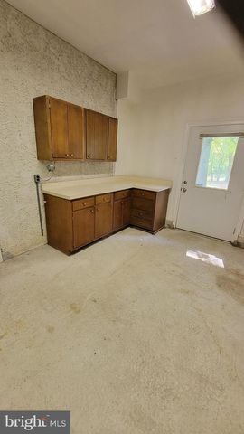 504 S PARK AVE, Trooper, PA 19403