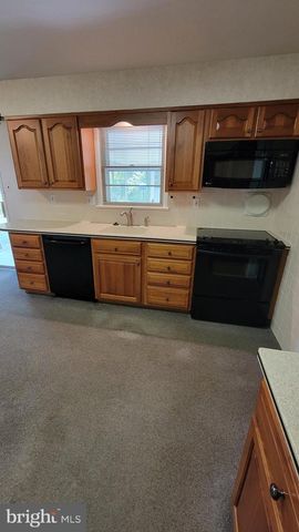 504 S PARK AVE, Trooper, PA 19403