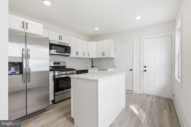 509 POND ST, Bristol, PA 19007