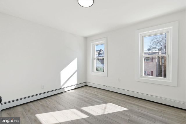 509 POND ST, Bristol, PA 19007