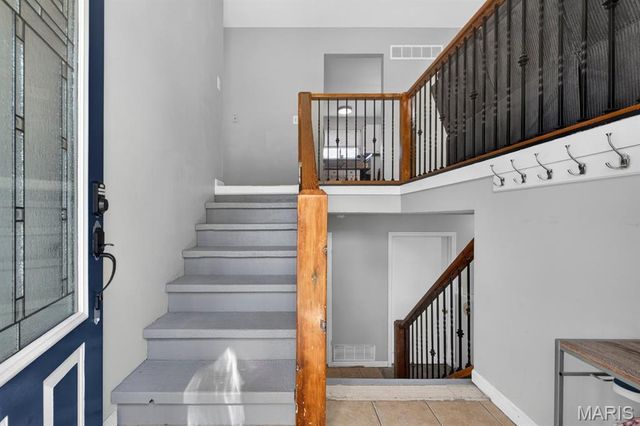 4634 Chippewa Way, St Charles, MO 63304