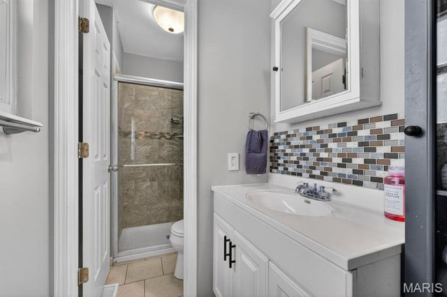 4634 Chippewa Way, St Charles, MO 63304