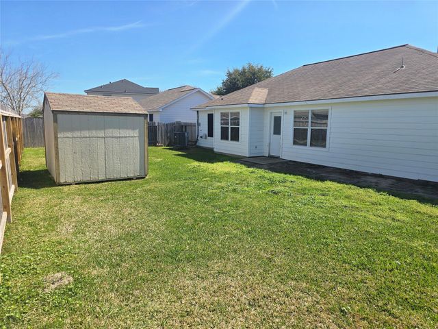 9122 Yellowfin Circle, Texas City, TX 77591