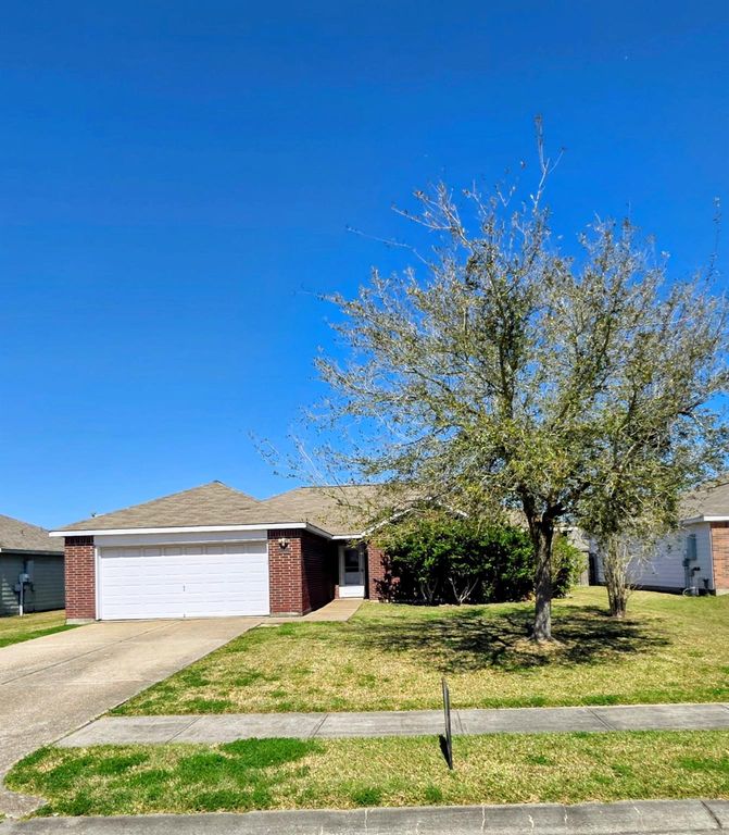 9122 Yellowfin Circle, Texas City, TX 77591