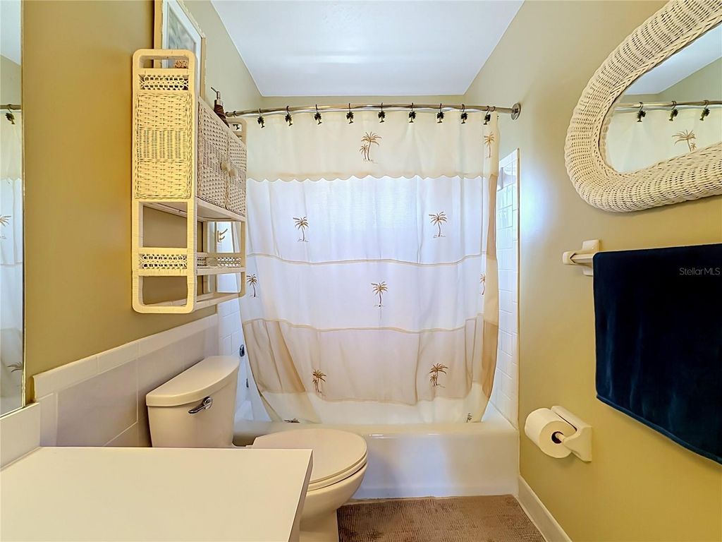 Image 13 of property listing at 5898 17TH STREET W C31, Bradenton, FL 34207