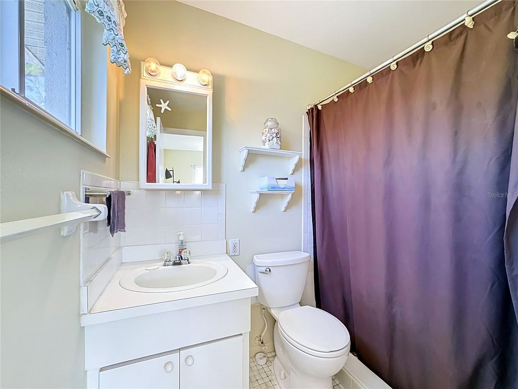 Image 15 of property listing at 5898 17TH STREET W C31, Bradenton, FL 34207