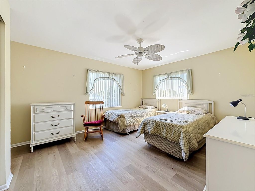 Image 21 of property listing at 5898 17TH STREET W C31, Bradenton, FL 34207