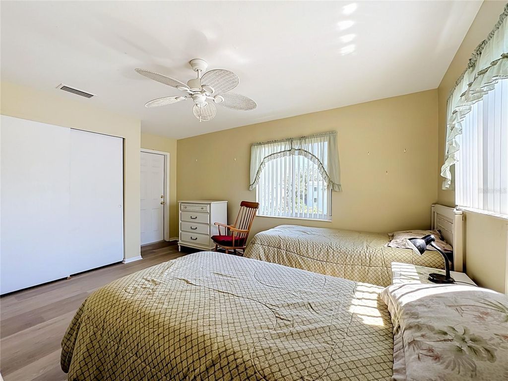 Image 22 of property listing at 5898 17TH STREET W C31, Bradenton, FL 34207
