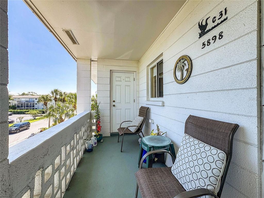 Image 31 of property listing at 5898 17TH STREET W C31, Bradenton, FL 34207