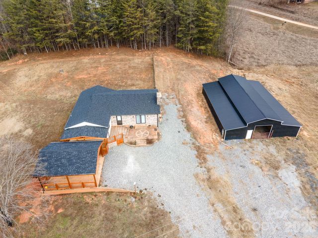 7400 Corn Hill Road, Connelly Springs, NC 28612