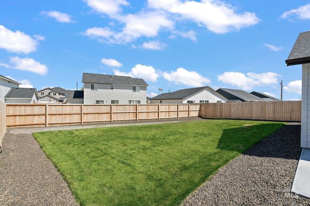 13556 Pierce Ct, Caldwell, ID 83607