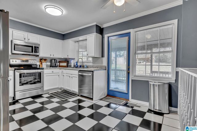 430 OAK LANE, Kimberly, AL 35091