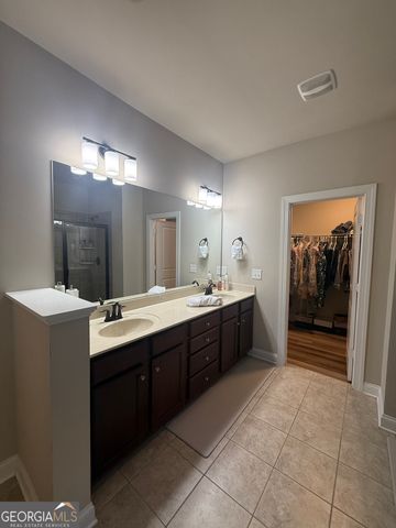 50 Fanleaf Drive, Fairburn, GA 30213