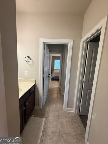 50 Fanleaf Drive, Fairburn, GA 30213