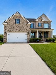 50 Fanleaf Drive, Fairburn, GA 30213