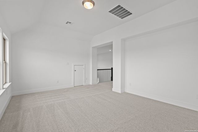 109 Mallorys Way, Castroville, TX 78009