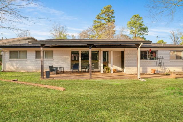 3350 Robin Road, Paris, TX 75460