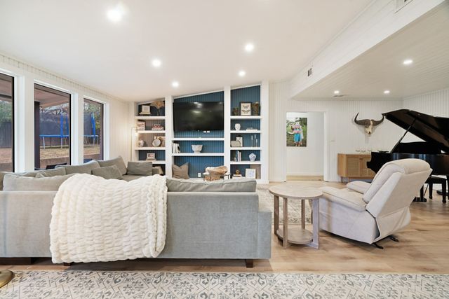 3350 Robin Road, Paris, TX 75460