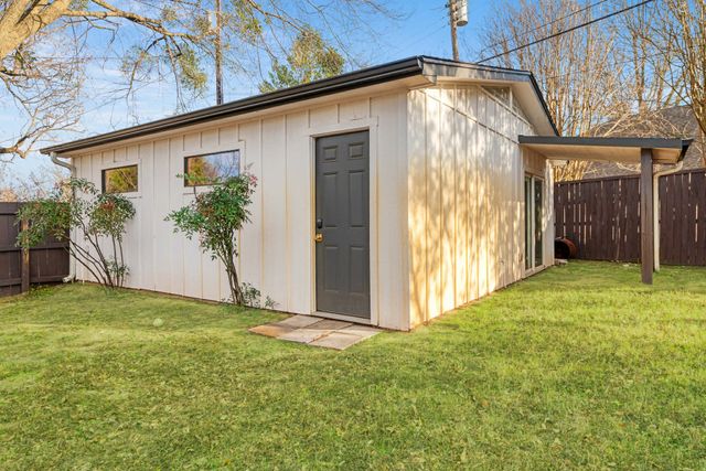 3350 Robin Road, Paris, TX 75460