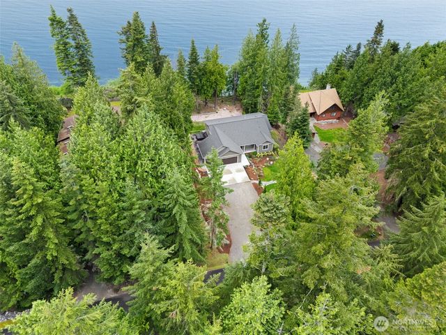 442 Buck Loop Road, Sequim, WA 98382