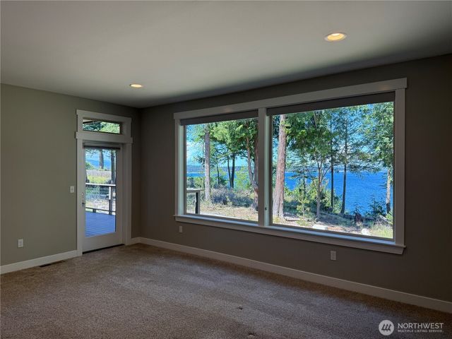 442 Buck Loop Road, Sequim, WA 98382
