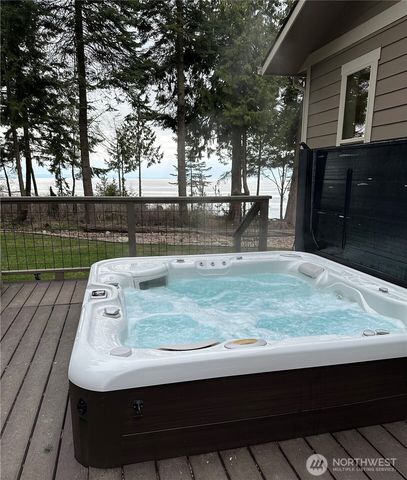 442 Buck Loop Road, Sequim, WA 98382