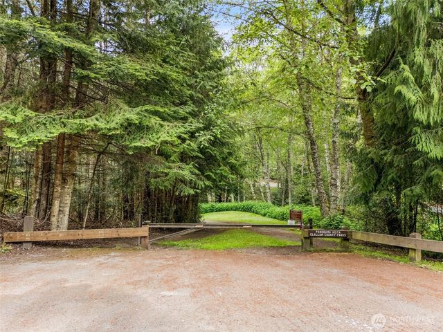 442 Buck Loop Road, Sequim, WA 98382