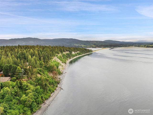 442 Buck Loop Road, Sequim, WA 98382