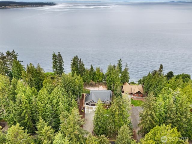442 Buck Loop Road, Sequim, WA 98382