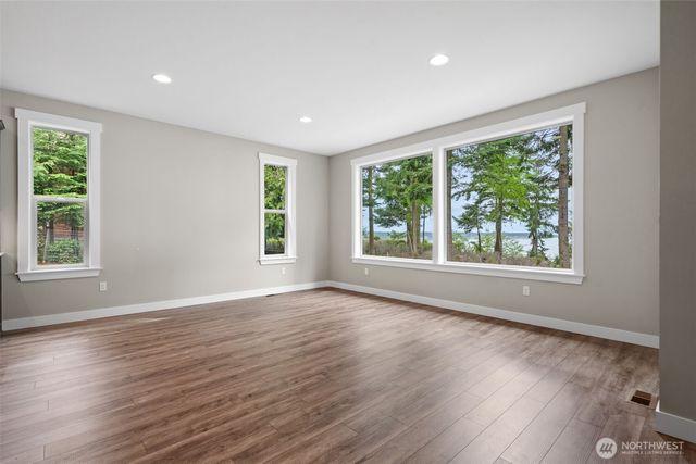 442 Buck Loop Road, Sequim, WA 98382