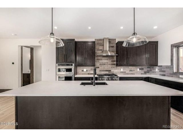 841 Black Feather Ct, Granby, CO 80446