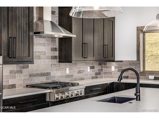 841 Black Feather Ct, Granby, CO 80446