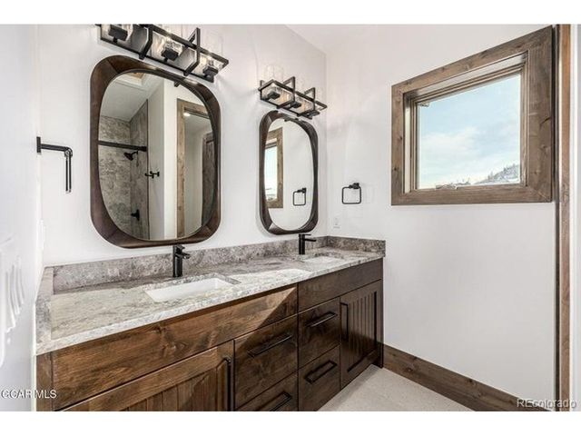 841 Black Feather Ct, Granby, CO 80446