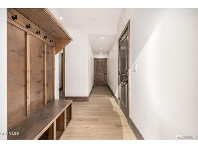 841 Black Feather Ct, Granby, CO 80446