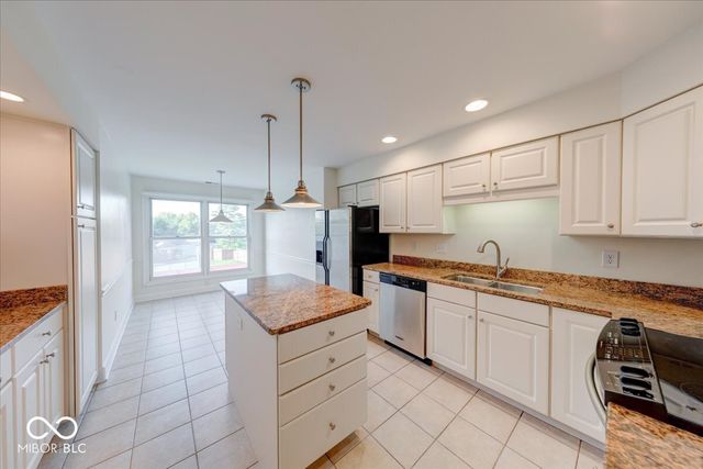 8690 Jaffa Court West Drive 23, Indianapolis, IN 46260
