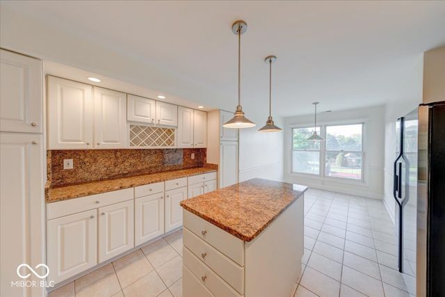 8690 Jaffa Court West Drive 23, Indianapolis, IN 46260